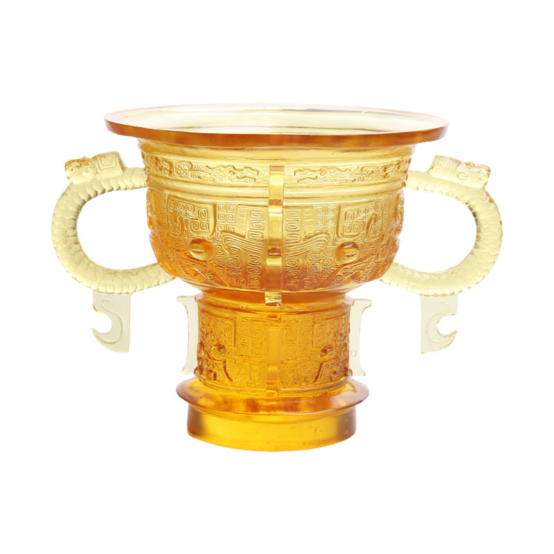 竜の耳のハンドルとトゲ模様の中国製三脚