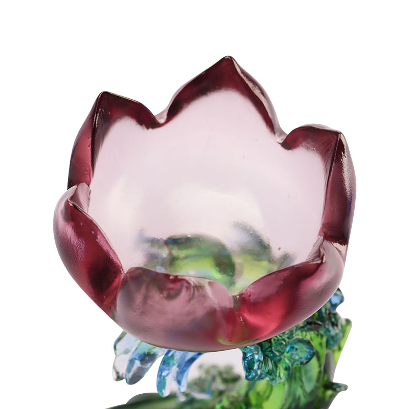 クリスタルガラスの蓮型燭台