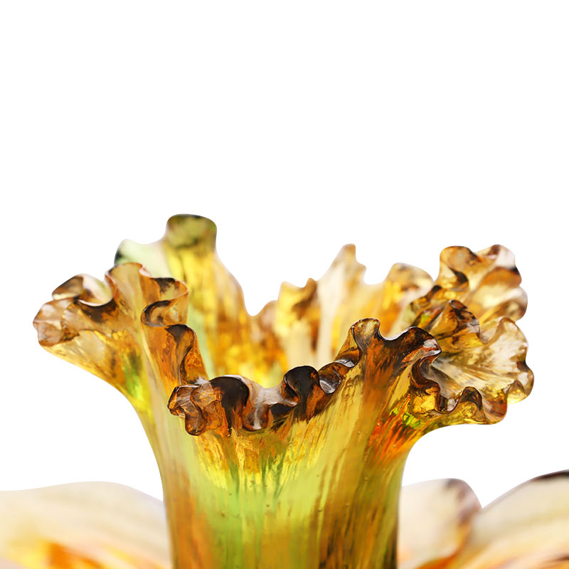 ガラスの花びら型キャンドルホルダー