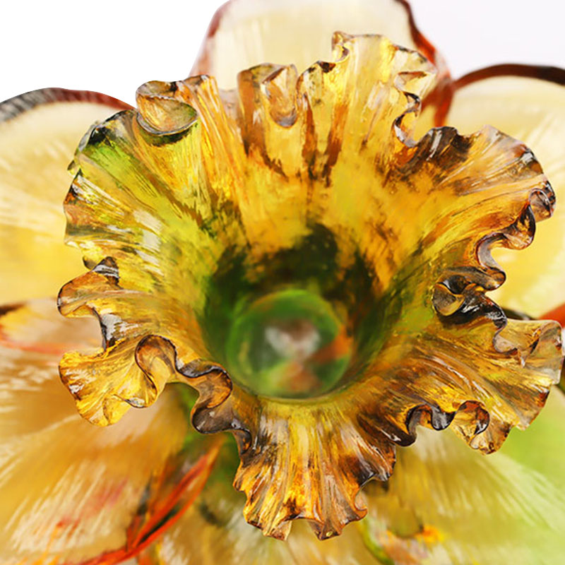 ガラスの花びら型キャンドルホルダー