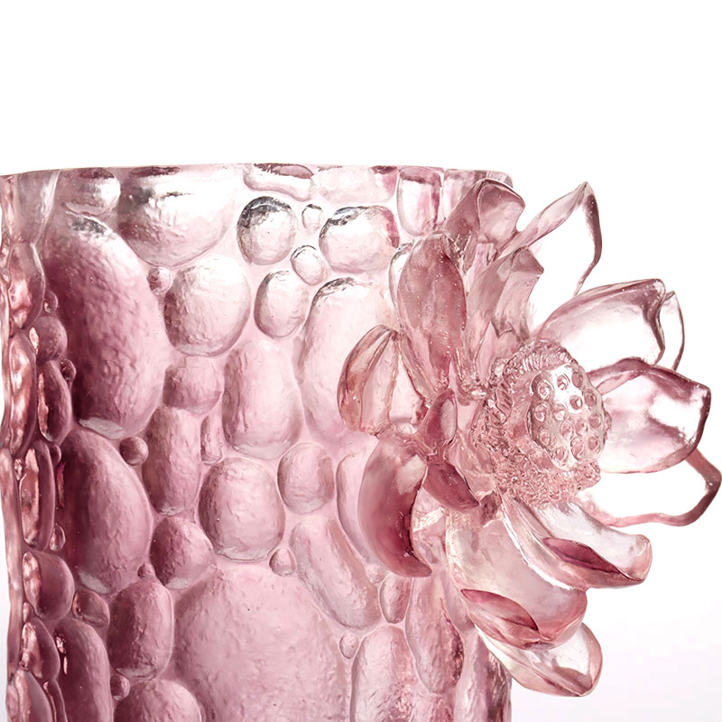 小石のテクスチャーの紫ピンクのガラス花瓶