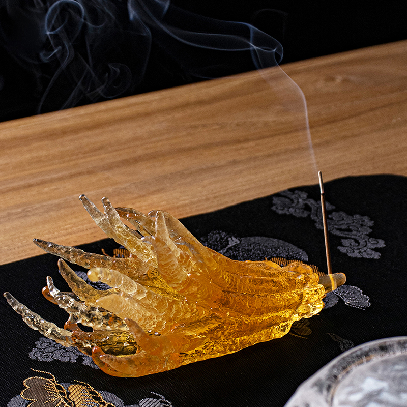 手形の金色ガラスのお香立て
