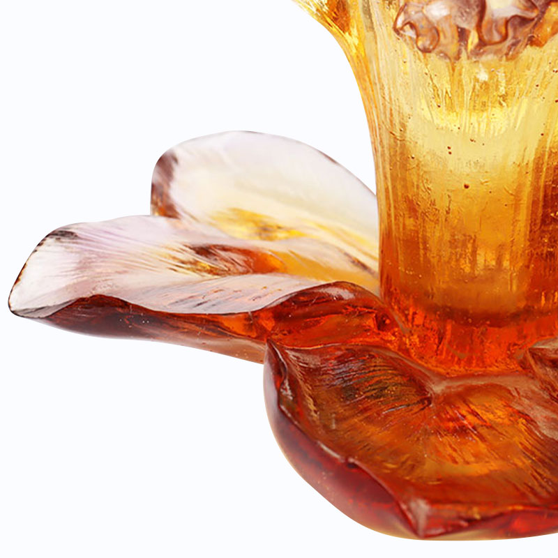 ガラスの花びら型キャンドルホルダー