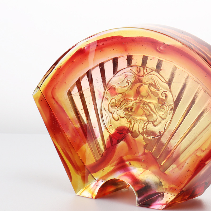 中国の扇形の釉薬ガラスの装飾品