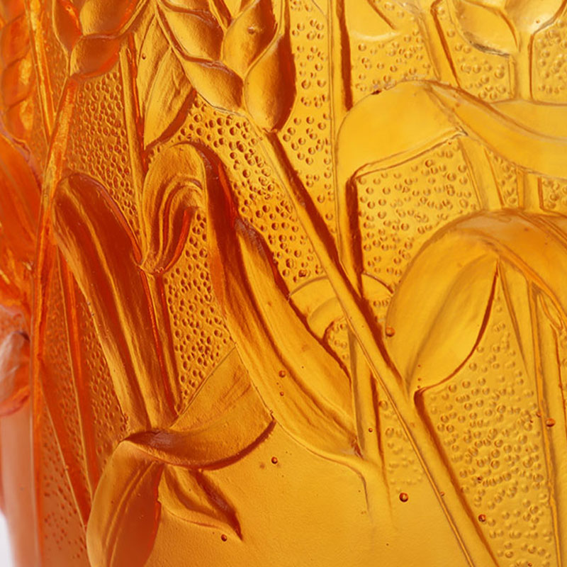 小麦の穂を型押しした琥珀色のガラス花瓶